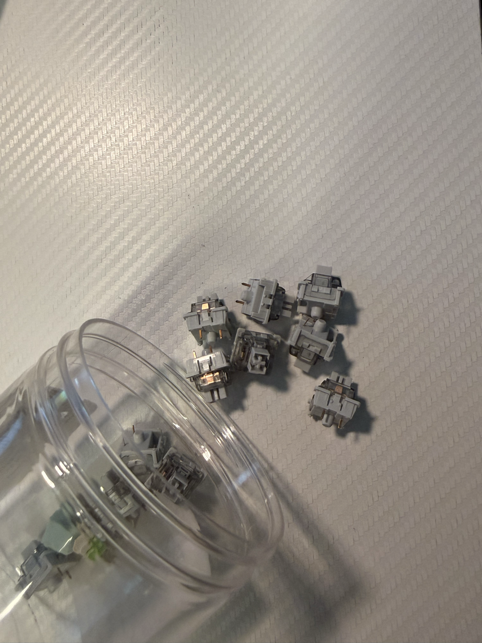 LEOBOG Graywood V3